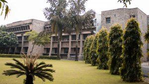 5 Reason Why You Should Choose Department Of Financial Studies.